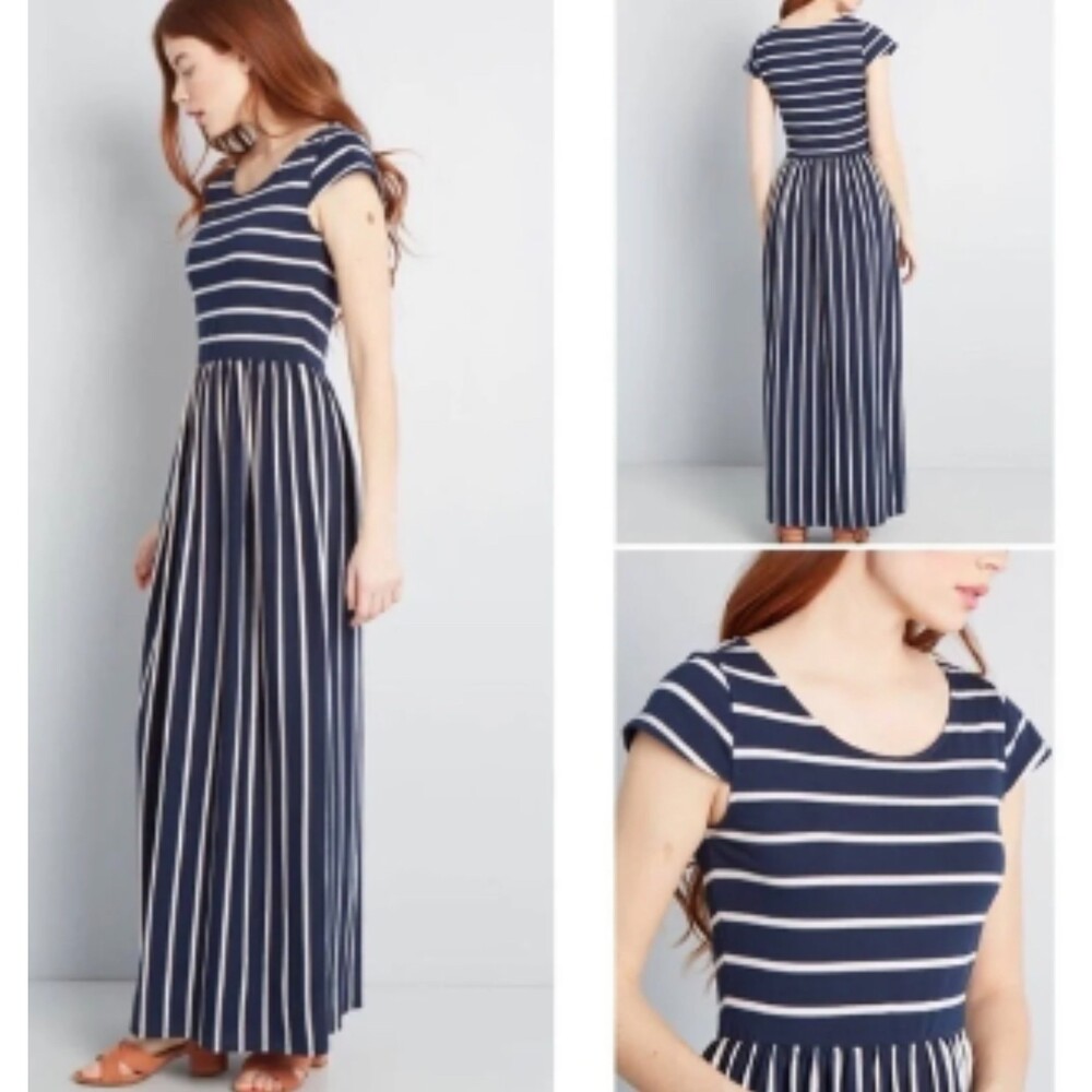 MODCLOTH Jersey Knit Navy Striped Maxi, Sz L